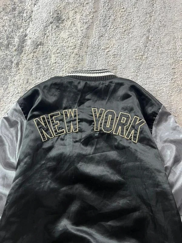Jaqueta Bomber Majestic New York Yankees vintage dos anos 90 Cinza Preto Tamanho M – photo 11